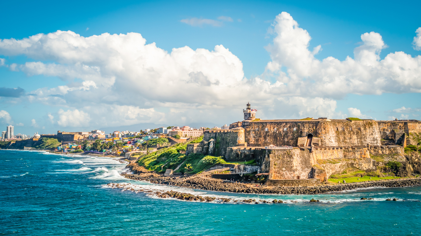 puerto_rico_skyline_oceanside_view_photo